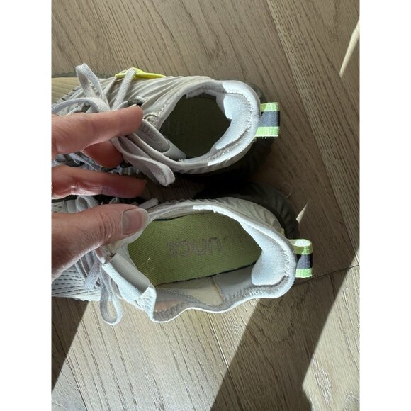 Adidas Alphabounce Running Shoes Women's 7 White Yellow Gray Athletic Sneakers - Picture 5 of 6